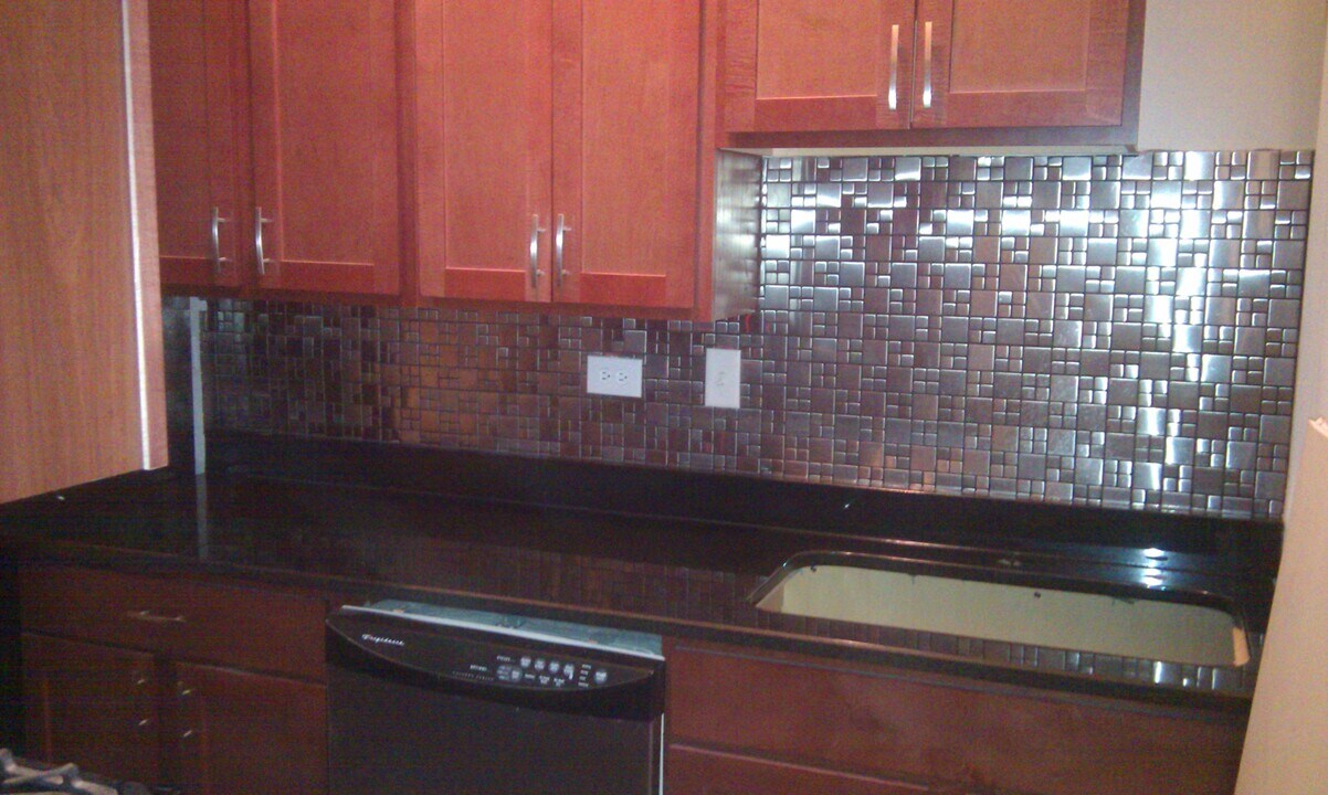 1332 W Erie St in Chicago, IL - Building Photo
