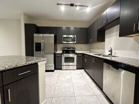 3420 SW 23rd St, Unit A3 in Miami, FL - Building Photo