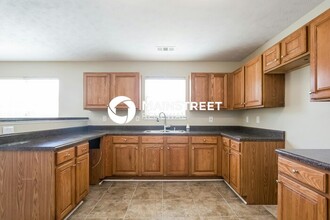 216 Prairie Hen Ln in Hampton, GA - Building Photo - Building Photo