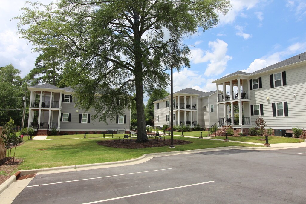 202 Highland Ave, Unit A in Fayetteville, NC