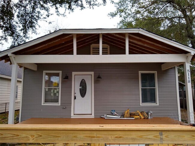 property at 5118 Dunlop St