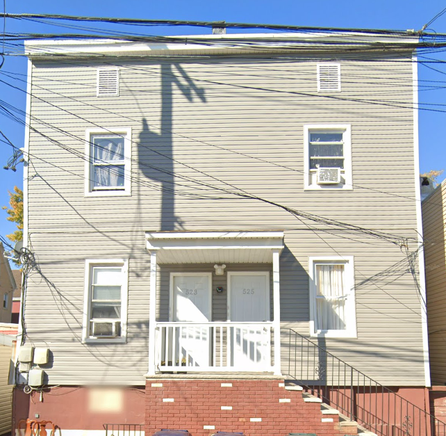 523-525 Mechanic St in Perth Amboy, NJ - Building Photo