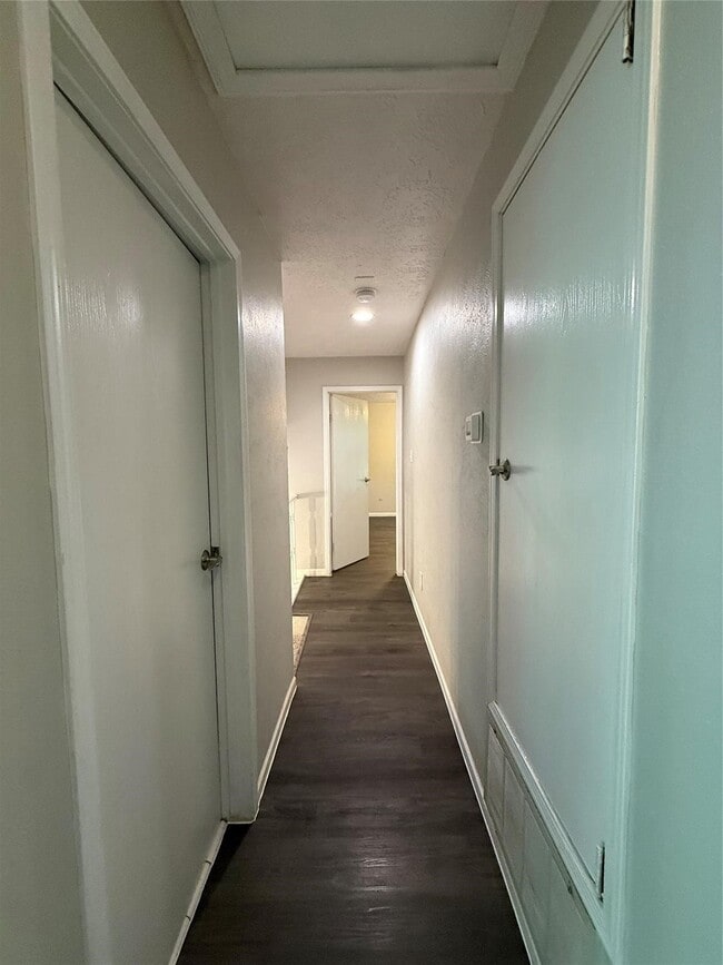 property at 17 Briervine Ct