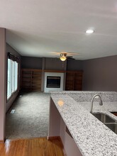 10011 S 100th Cir in La Vista, NE - Building Photo - Building Photo