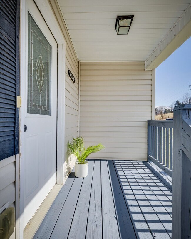 14245 Lariat Lp in Abingdon, VA - Building Photo - Building Photo