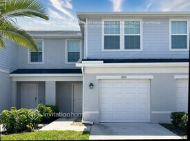 10351 Bradmore Rd in Ft. Myers, FL - Building Photo