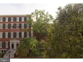 723 Spruce St in Philadelphia, PA - Building Photo - Building Photo