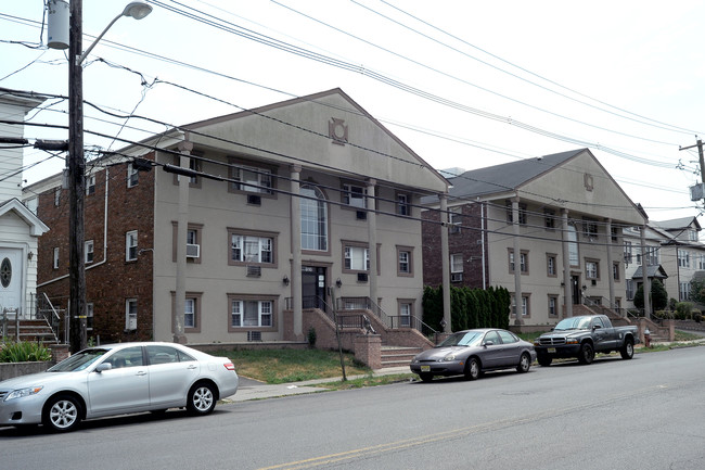 Grand Bellevue Apartments in Elizabeth, NJ - Building Photo - Building Photo