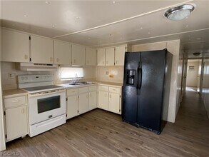 2207 Cantor Ln in North Fort Myers, FL - Building Photo - Building Photo