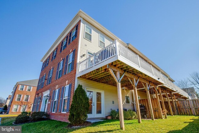 6301 Ralston Way in Alexandria, VA - Building Photo - Building Photo