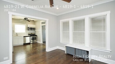 4819 W Cornelia Ave in Chicago, IL - Building Photo - Building Photo