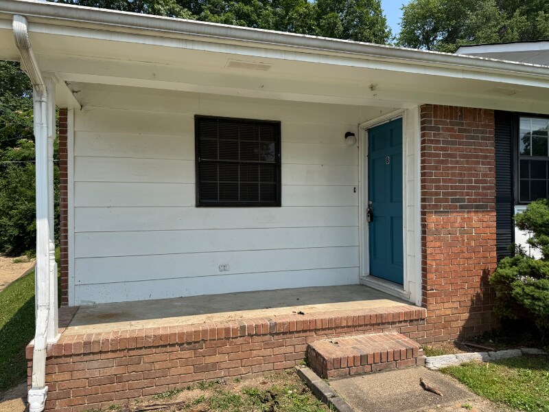 4706 Metro Park Ln in Hixson, TN - Building Photo