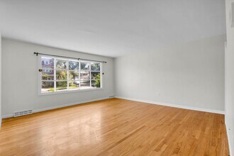 2321 Tilghman St in Allentown, PA - Building Photo - Building Photo