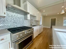 1166 Fellsway in Malden, MA - Building Photo