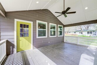1482 W Pine Lake Cir in Montgomery, TX - Building Photo - Building Photo