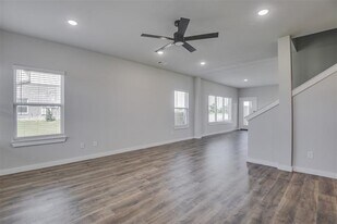 4240 Clovis St in Midlothian, TX - Building Photo