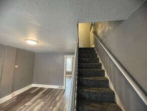 1025 Marena St in Pittsburgh, PA - Building Photo - Building Photo