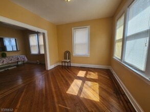 316 Tremont Ave in East Orange, NJ - Building Photo - Building Photo