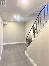 7 Mango Dr in Toronto, ON - Building Photo - Building Photo