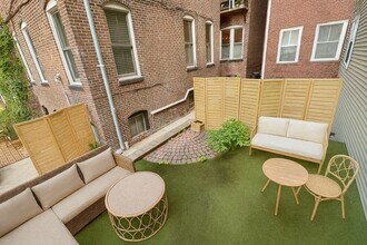 33 Winthrop St in Boston, MA - Foto de edificio - Building Photo