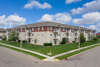 Roosevelt West Apartments in Williston, ND - Building Photo - Building Photo