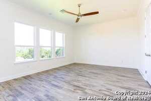 1223 Taubenfeld in San Antonio, TX - Building Photo - Building Photo