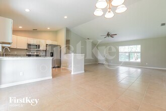 11940 Helicon Ave in Port Charlotte, FL - Building Photo - Building Photo