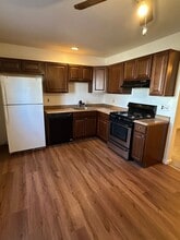 25 Crosswicks St in Bordentown, NJ - Building Photo - Building Photo