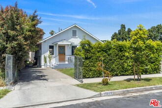 11809 Marshall St in Culver City, CA - Building Photo - Building Photo