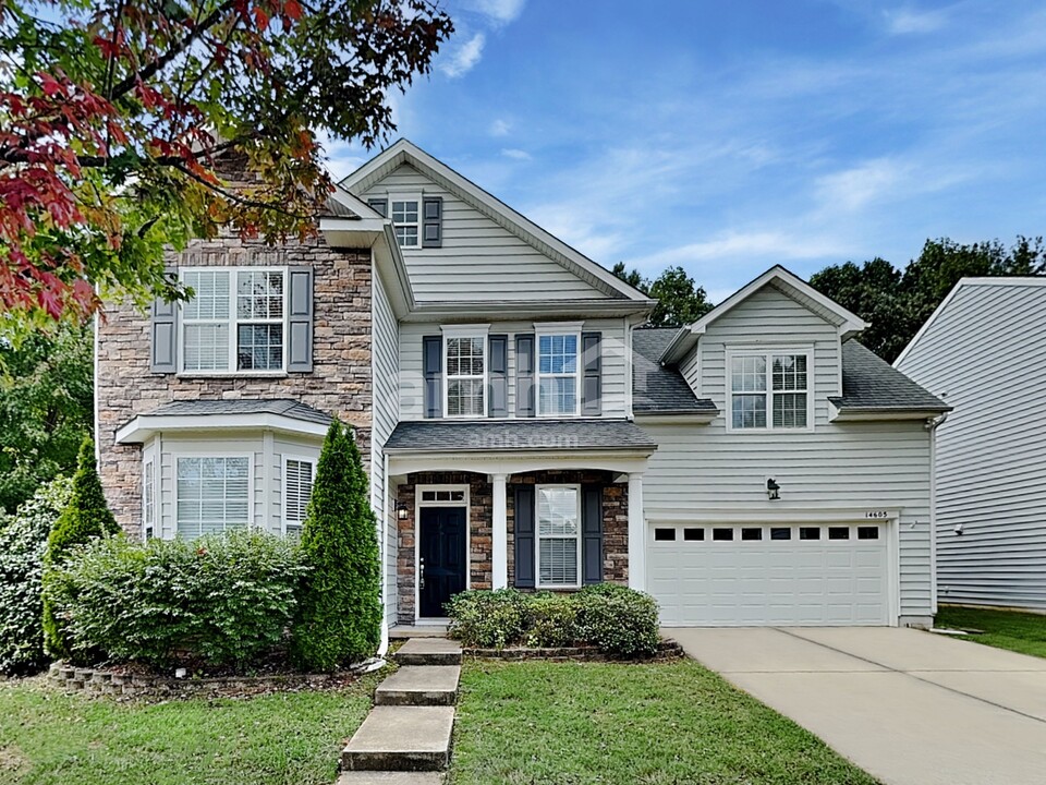 14605 Lyon Hill Ln in Huntersville, NC - Building Photo