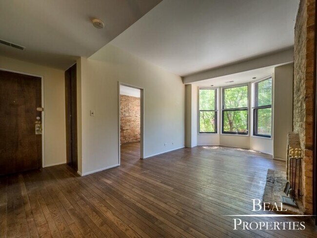 2908 N Broadway in Chicago, IL - Building Photo - Building Photo