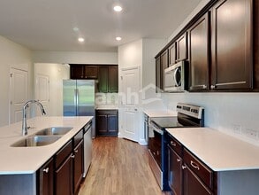 20232 Calla Lily Dr in Land O Lakes, FL - Building Photo - Building Photo
