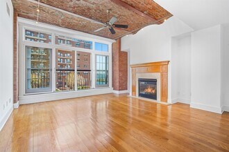 174 Washington St in Jersey City, NJ - Building Photo - Building Photo