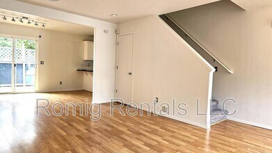 6709 NE 55th St in Vancouver, WA - Building Photo - Building Photo