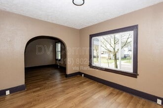 243 Wildwood Ave in Akron, OH - Building Photo - Building Photo