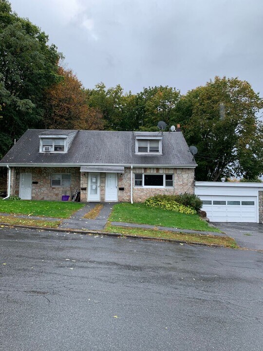 177 Marys Ave in Kingston, NY - Building Photo