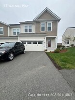 53 Walnut Way in Hopkinton, MA - Building Photo