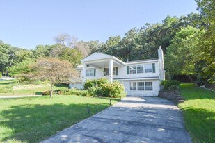 1001 17th St NE in Rochester, MN - Building Photo