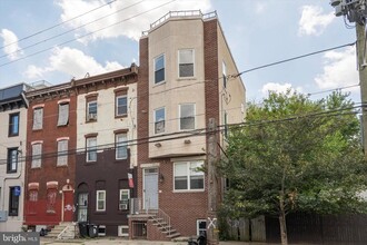 1832 W Montgomery Ave in Philadelphia, PA - Building Photo - Building Photo