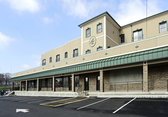 1112-1120 Elizabeth Ave in Elizabeth, NJ - Building Photo - Building Photo