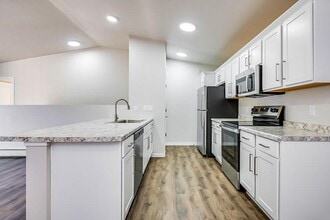 HILLCREST ESTATES in Shawano, WI - Building Photo - Building Photo