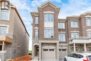 31 Coote Ct in Ajax, ON - Building Photo