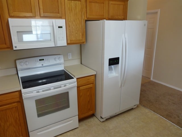 210 Hilltop Dr in Anna, TX - Foto de edificio - Building Photo