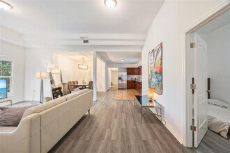 105 W Columbus Dr in Tampa, FL - Building Photo - Building Photo
