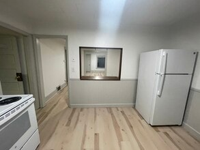 1228 Ellis St, Unit Upper in Waukesha, WI - Building Photo - Building Photo