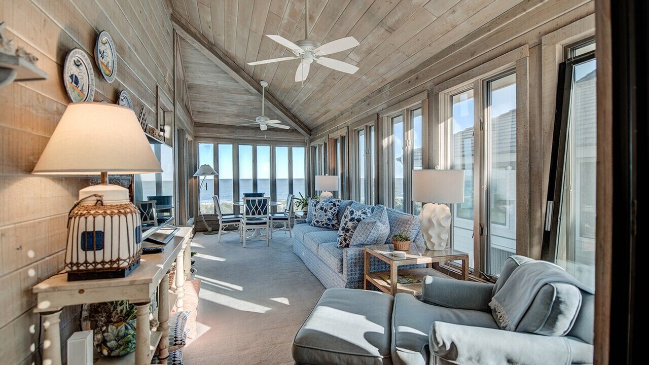 1100 Debordieu Blvd in Georgetown, SC - Building Photo