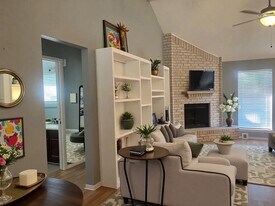 15658 Pebble Lake Dr in Houston, TX - Building Photo