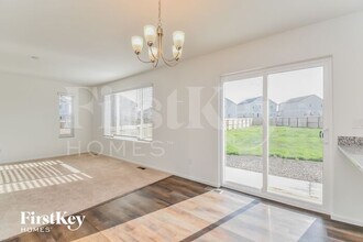 6951 Shunka Ln in Colorado Springs, CO - Foto de edificio - Building Photo