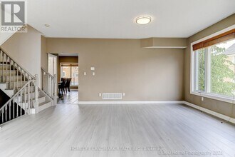 189 Leitchcroft Crescent in Markham, ON - Building Photo - Building Photo