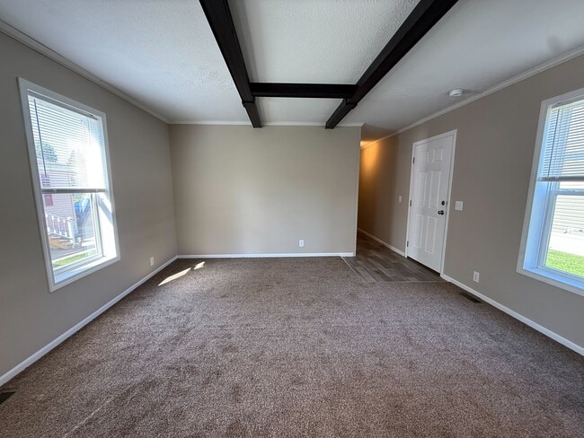 12400 Creekview Ave in Romeo, MI - Building Photo - Building Photo